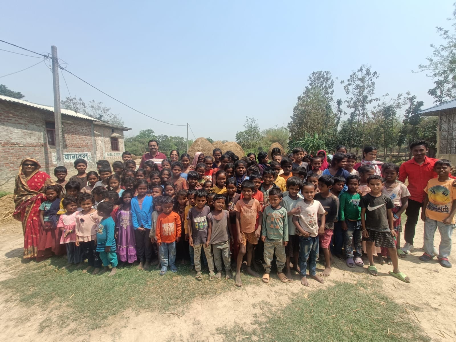 Children at the Nepal border project